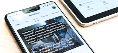 前线速递新闻编辑室场景展示最新的体育资讯与快报